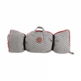 Plaid pour chien rouge collection Avenue Montaigne MARTIN SELLIER plié