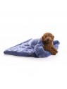 chien dans le sac de couchage pour chien bleu en polaire collection Doudouzen MARTIN SELLIER