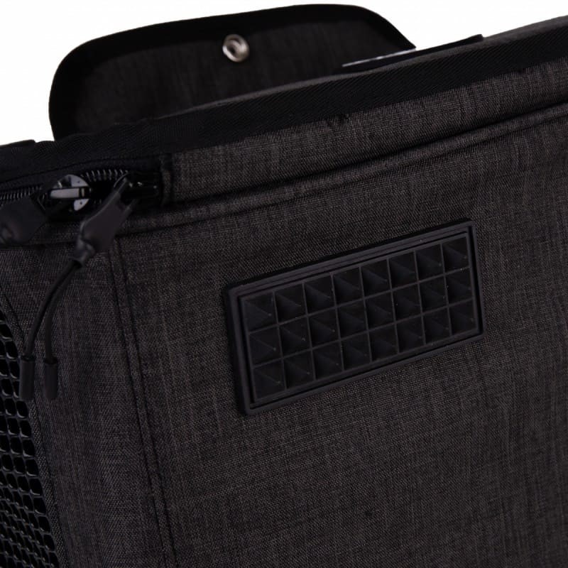 dessous anti dérapant du sac de transport pour chien anthracite kaki tunnel collection real dreamer martin sellier