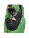 chien dans le sac de transport banane pour chien noir LE BILLY LE TAPIS ROUGE PARIS