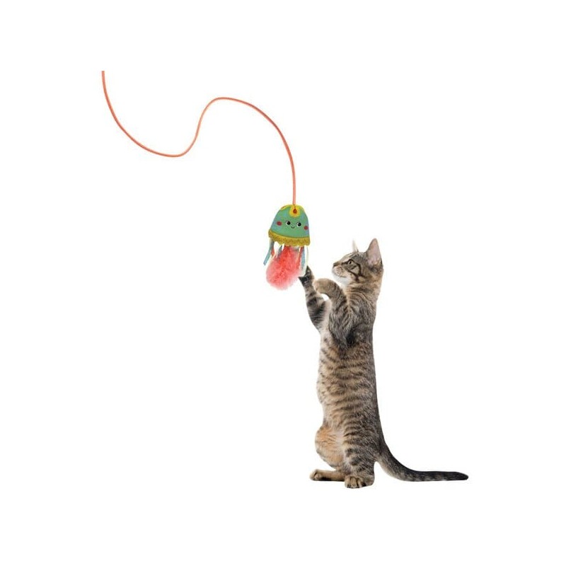 chat qui joue avec le jouet pour chat teaser jellyfish kong