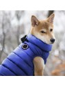 chien avec la doudoune pour chien bleu marine ULTRALIGHT Puppia