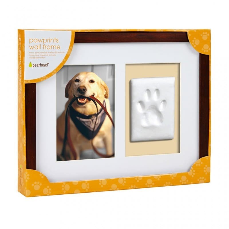 cadre mural chien photo avec empreinte de patte en plâtre Pearhead dans son emballage