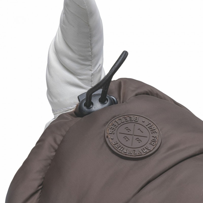détail du manteau pour chien brun Wisiti Beeztees