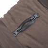 passage de la laisse sur le manteau pour chien brun Wisiti Beeztees