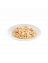 boite pour chat poulet avec saumon en gelée les filous dans une assiette