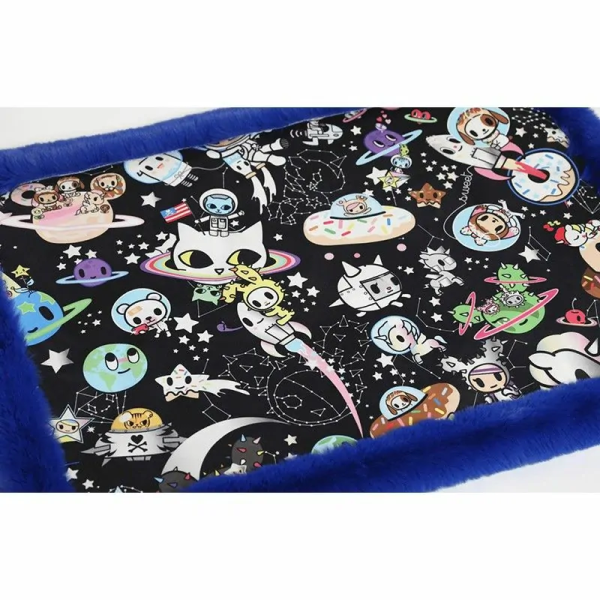 détails du motif du Tapis pour chat space dream le tapis rouge paris