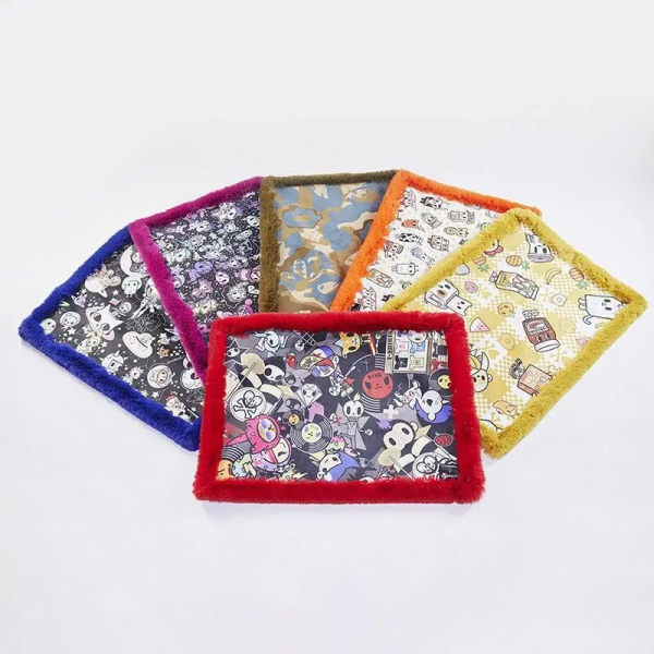 différents modèles de tapis pour chat à motifs LA TAPIS ROUGE PARIS