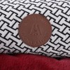 Corbeille pour chien rouge collection Avenue Montaigne MARTIN SELLIER avec patch en cuir