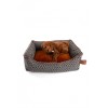 La corbeille pour chien marron collection Avenue Montaigne MARTIN SELLIER est confortable